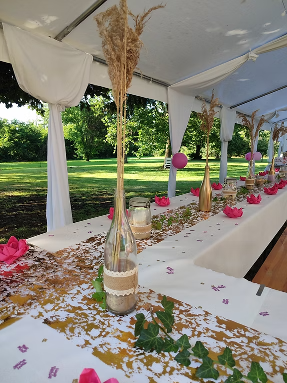 Jardin arboré de La Rose Paisible avec espaces pour événements
